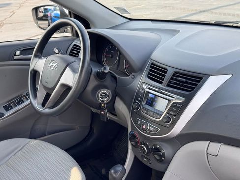 Used 2015 Hyundai Accent GLS image 5