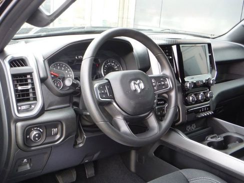 New 2026 RAM 1500 Express AWD/4WD image 15