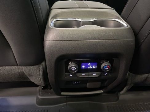 New 2026 Chevrolet Traverse RS w/ LPO, Floor Liner Package AWD/4WD image 31