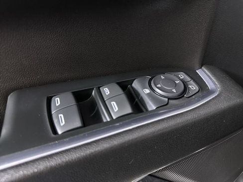 Used 2023 Chevrolet Silverado 1500 LT AWD/4WD image 24
