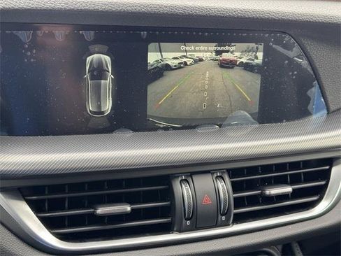 New 2025 Alfa Romeo Stelvio Sprint image 15