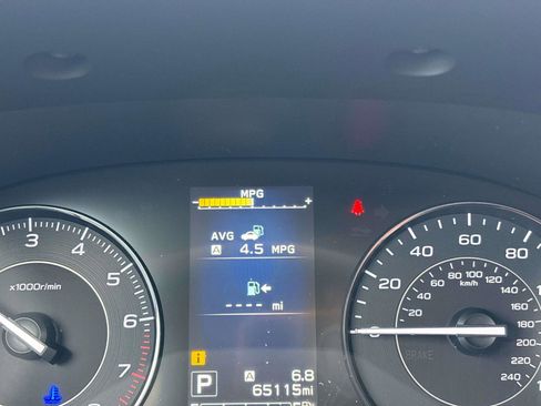 Used 2018 Subaru Impreza 2.0i Premium w/ Eyesight & BSD & Rcta image 25