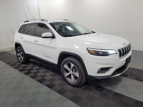 Used 2019 Jeep Cherokee Limited AWD/4WD image 11