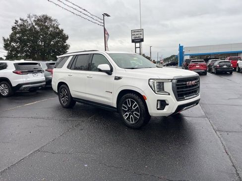 Used 2023 GMC Yukon AT4 w/ AT4 Premium Plus Package image 2