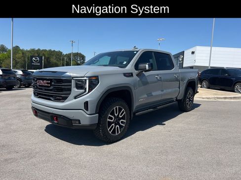 Used 2024 GMC Sierra 1500 AT4 w/ AT4 Preferred Package image 3