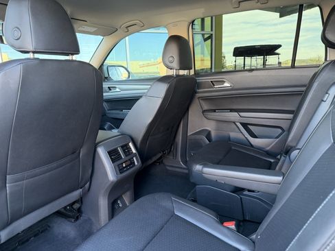 Used 2018 Volkswagen Atlas SE image 34