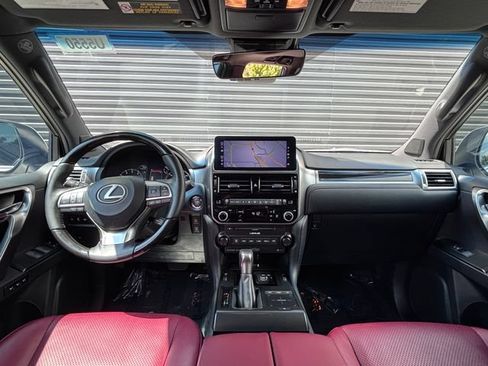 Used 2023 Lexus GX 460 Luxury w/ Sport Design Package AWD/4WD image 13