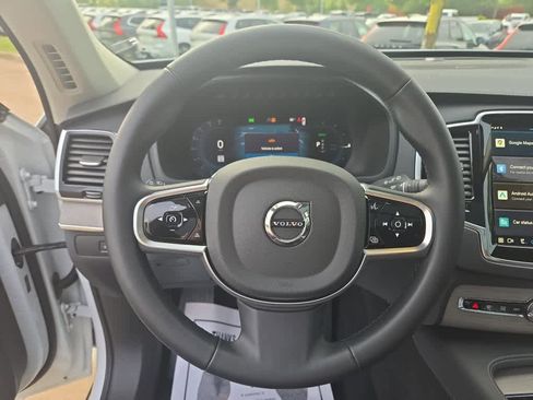 Used 2025 Volvo XC90 T8 Ultra w/ Protection Package Premier image 15