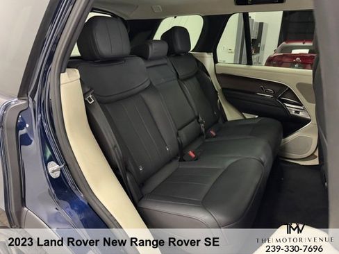 Used 2023 Land Rover Range Rover SE image 28
