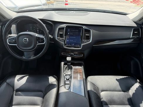 Used 2019 Volvo XC90 T5 Momentum AWD/4WD image 7