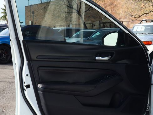 Used 2020 Nissan Altima 2.5 SR image 36