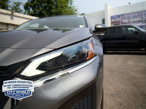 Used 2025 Nissan Altima 2.5 SV FWD image 7