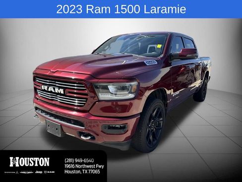 Used 2023 RAM 1500 Laramie AWD/4WD image 3