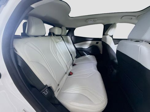 Used 2021 Ford Mustang Mach-E Premium image 27