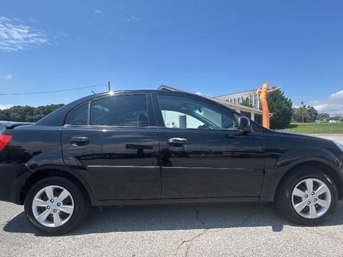 Used 2009 Kia Rio LX FWD image 6