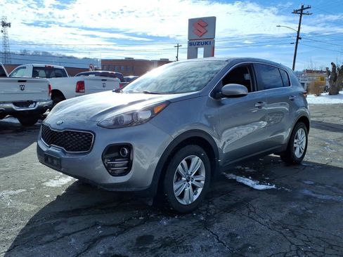 Used 2019 Kia Sportage LX AWD/4WD image 5