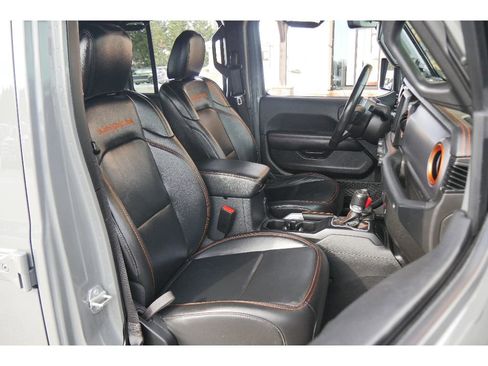 Used 2022 Jeep Gladiator Mojave w/ Cold Weather Group image 14