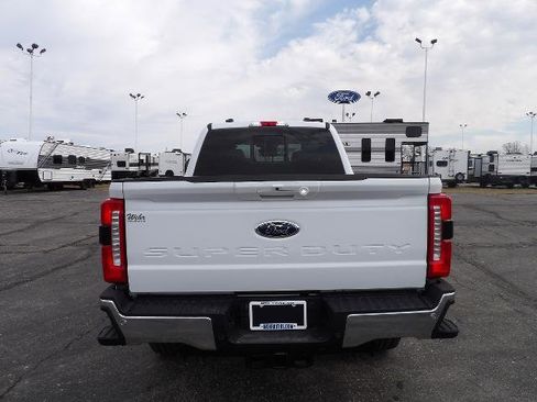New 2025 Ford F250 Lariat w/ Chrome Package image 29