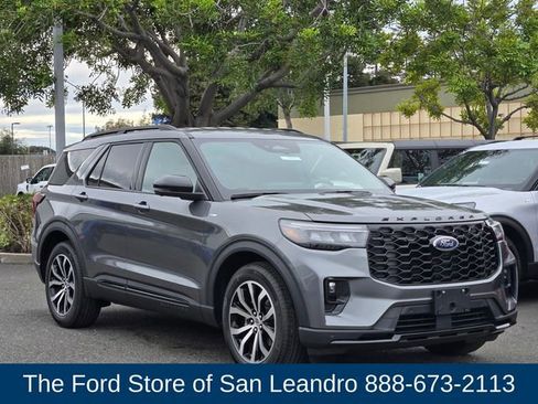 New 2026 Ford Explorer ST-Line image 7