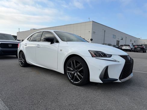 Used 2020 Lexus IS 300 F Sport w/ Blackline Edition RWD image 4