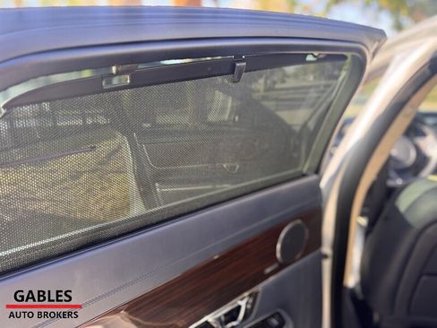 Used 2015 Jaguar XJ L Portfolio image 20