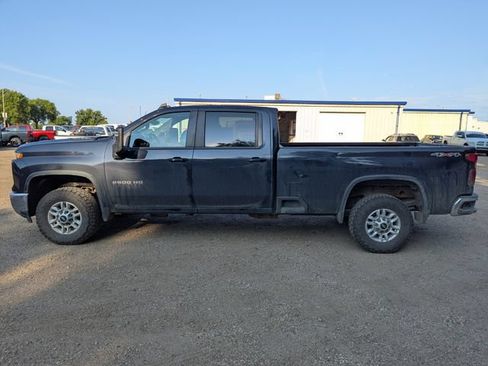 Used 2024 Chevrolet Silverado 2500 LT w/ Convenience Package AWD/4WD image 14