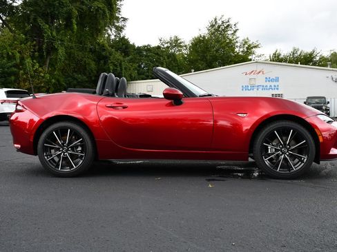 New 2026 MAZDA MX-5 Miata Grand Touring RWD image 8