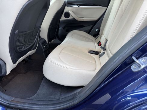 Used 2018 BMW X1 sDrive28i w/ Convenience Package image 16