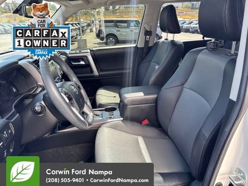 Used 2021 Toyota 4Runner SR5 Premium w/ Moonroof Package AWD/4WD image 11