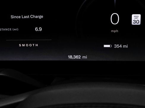 Used 2023 Lucid Air Touring AWD/4WD image 18