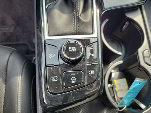Used 2025 Kia Sportage EX FWD image 34
