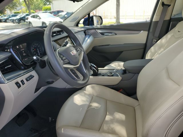 Certified 2024 Cadillac XT5 Premium Luxury w/ Technology Package FWD image 22
