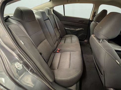 Used 2025 Nissan Altima 2.5 SV FWD image 16