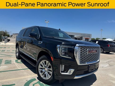 Used 2022 GMC Yukon XL Denali RWD image 1