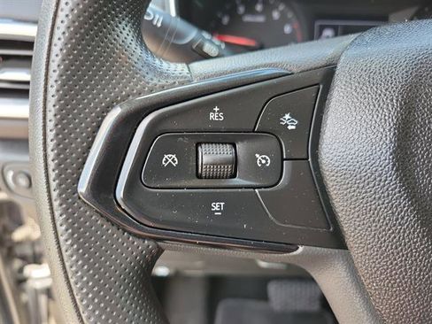 Used 2021 Chevrolet TrailBlazer LT FWD image 17