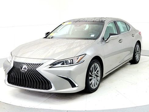 Used 2019 Lexus ES 350 w/ Accessory Package 2 FWD image 2