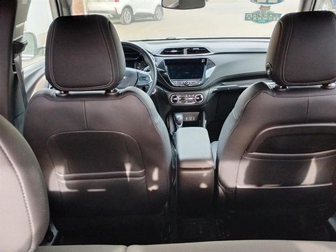 Used 2022 Chevrolet TrailBlazer ACTIV w/ Convenience Package image 12