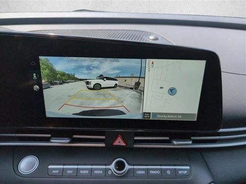 New 2026 Hyundai Elantra Limited FWD image 13