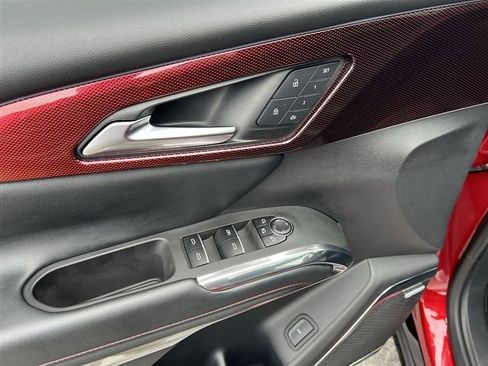 Certified 2025 Chevrolet Traverse RS w/ LPO, Floor Liner Package image 18