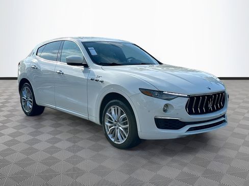 Used 2022 Maserati Levante GT image 1