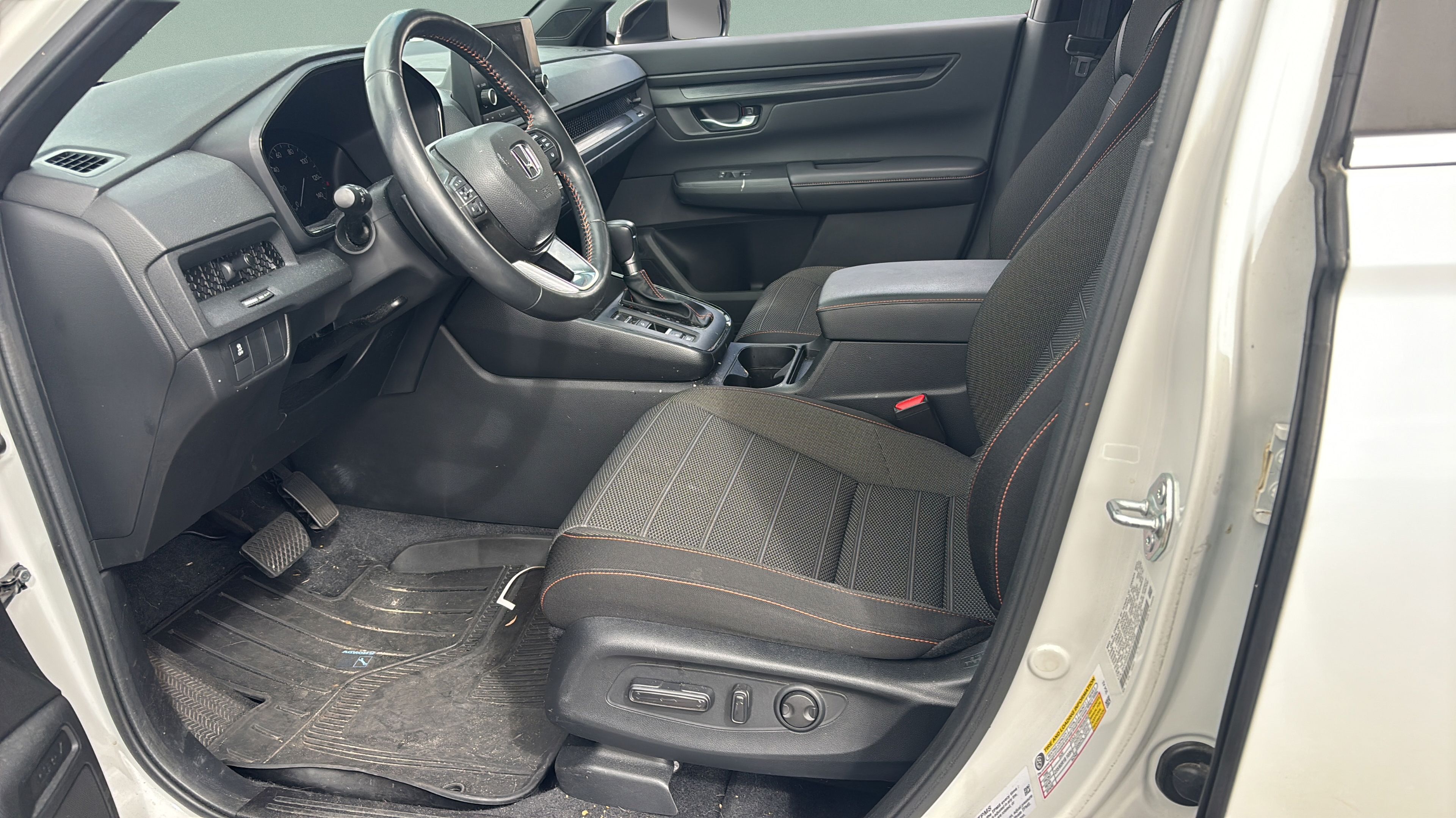 Certified 2023 Honda CR-V Sport image 9