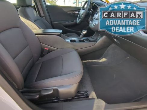 Used 2024 Chevrolet Malibu LT FWD image 20