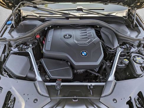 Used 2022 BMW 530i w/ M Sport Package RWD image 23