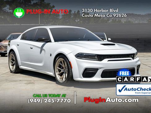 Used 2023 Dodge Charger Scat Pack RWD image 3