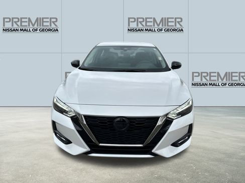 Certified 2022 Nissan Sentra SR w/ Lighting Package image 2