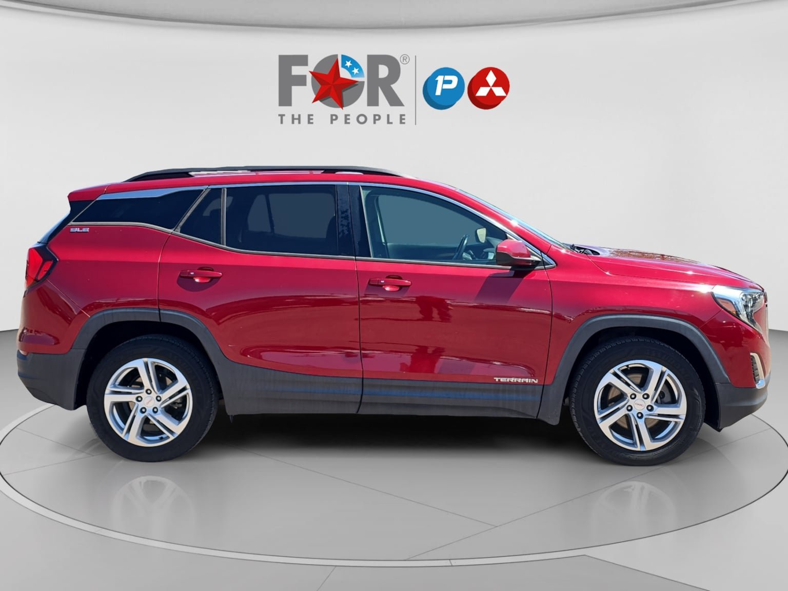 Used 2019 GMC Terrain SLE w/ Driver Convenience Package FWD image 6
