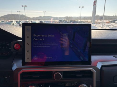 Certified 2025 Toyota Tacoma TRD Off-Road w/ TRD Off Road Premium Package image 23