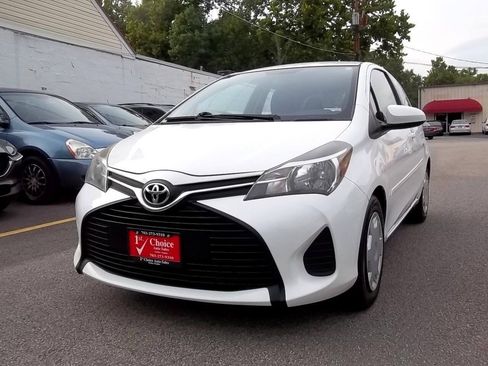 Used 2015 Toyota Yaris L FWD image 1