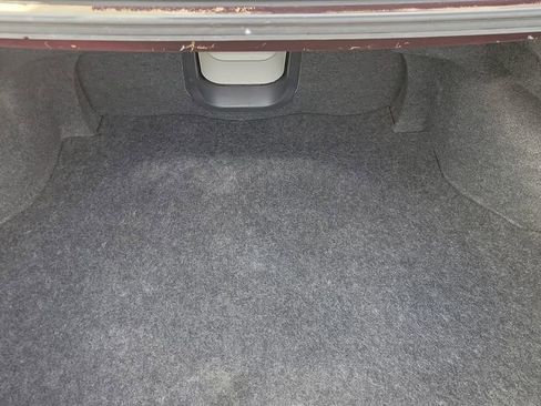 Used 2011 Toyota Avalon Limited image 12