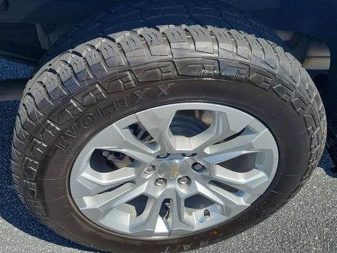 Used 2023 Chevrolet Silverado 1500 LTZ w/ Technology Package RWD image 7